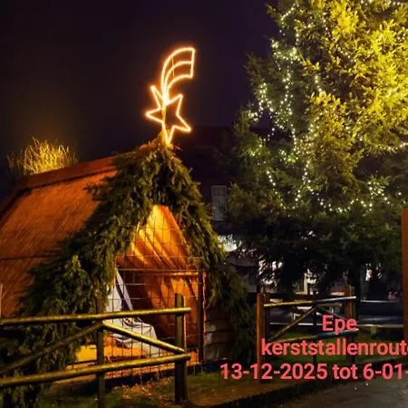 Modern In De Bossen De Veluwe 木屋 伊皮